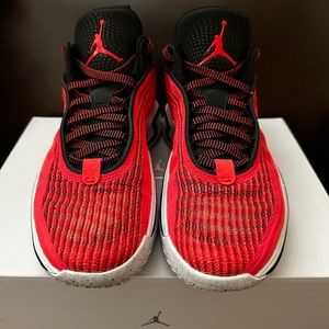 Air Jordan 36 Low! Size 9.5! Pre-owned! Comes w/ OG box and paper!